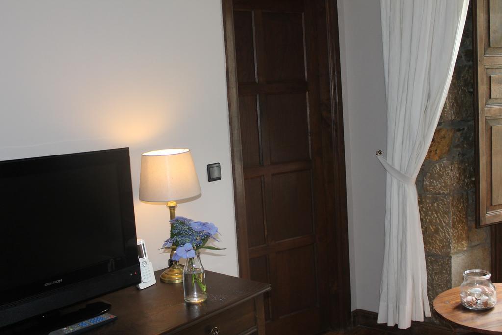 Hotel Palacio Conde Toreno Salas (Asturias) Quarto foto
